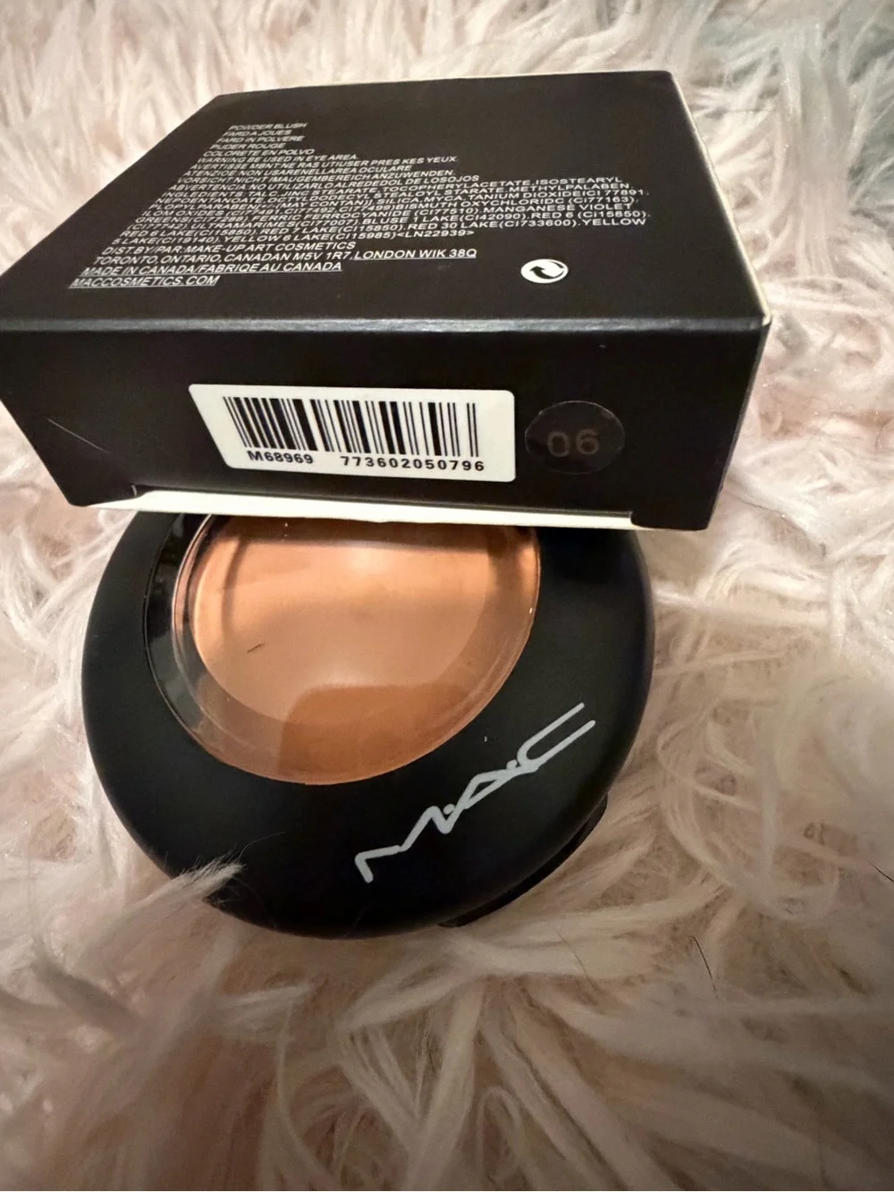 MAC Cosmetics Face Powder Compact in Warm Tan